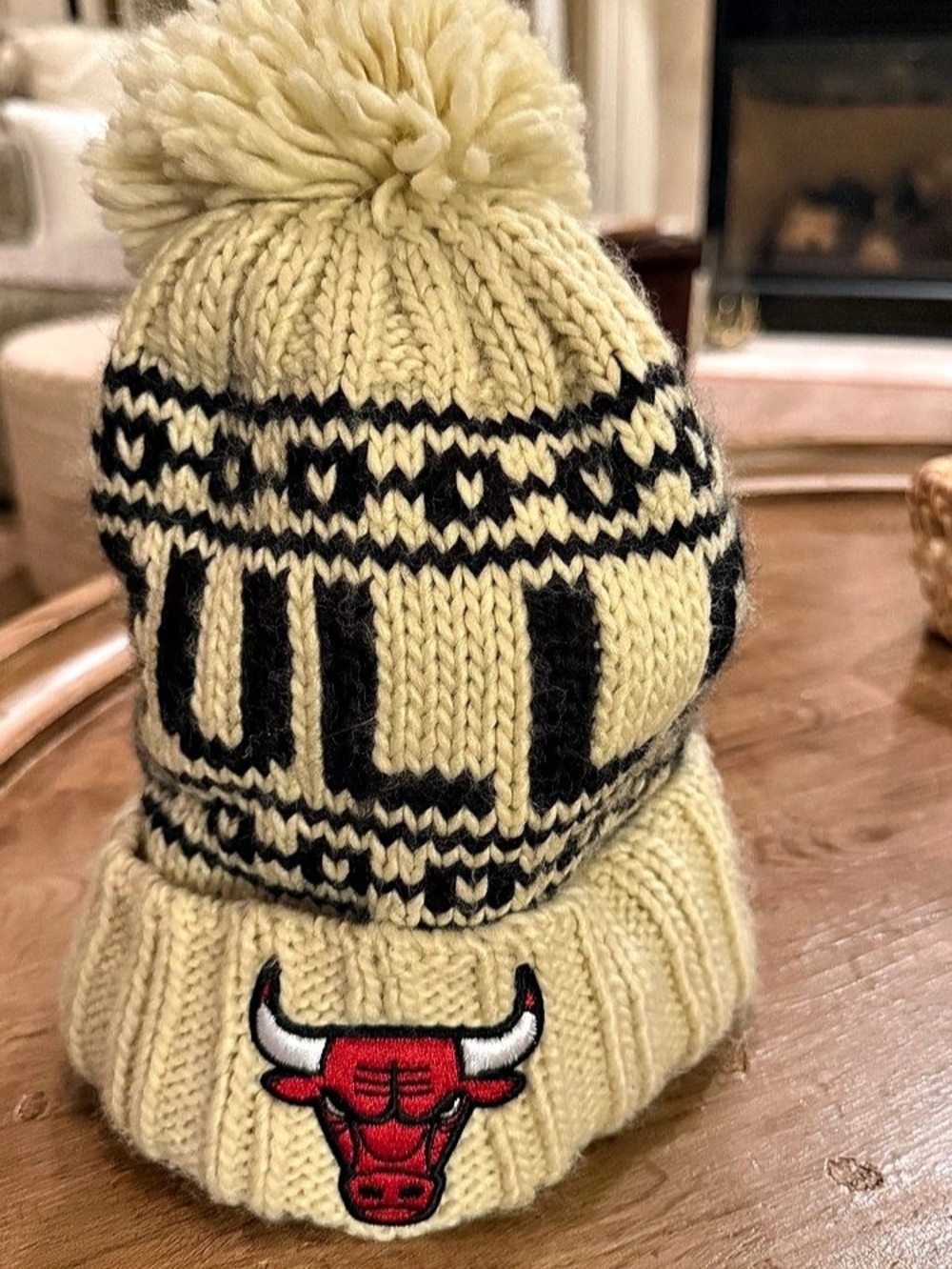 NBA Chicago Bulls Knit Pom-Pom Beanie